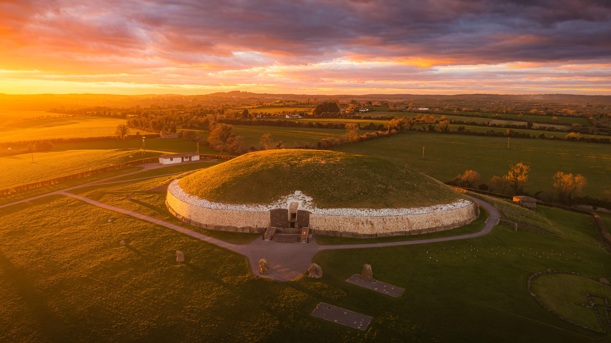 Stone Age tombs for Irish royalty aren’t what they seem, new DNA analysis reveals