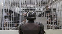 US Supreme Court halts deportation of detained Venezuelans