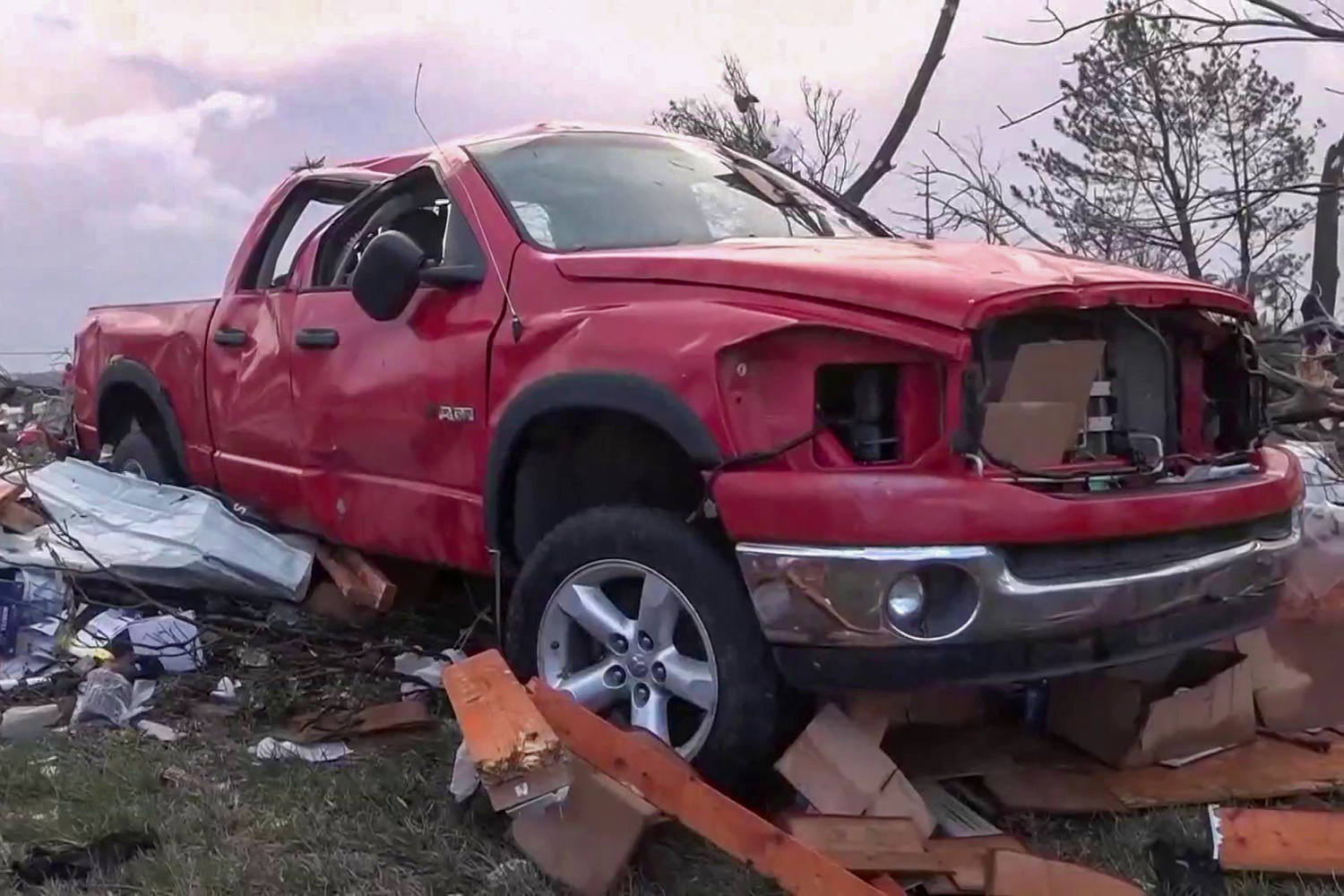 Severe storms from the South to the Northeast put a damper on Easter travel