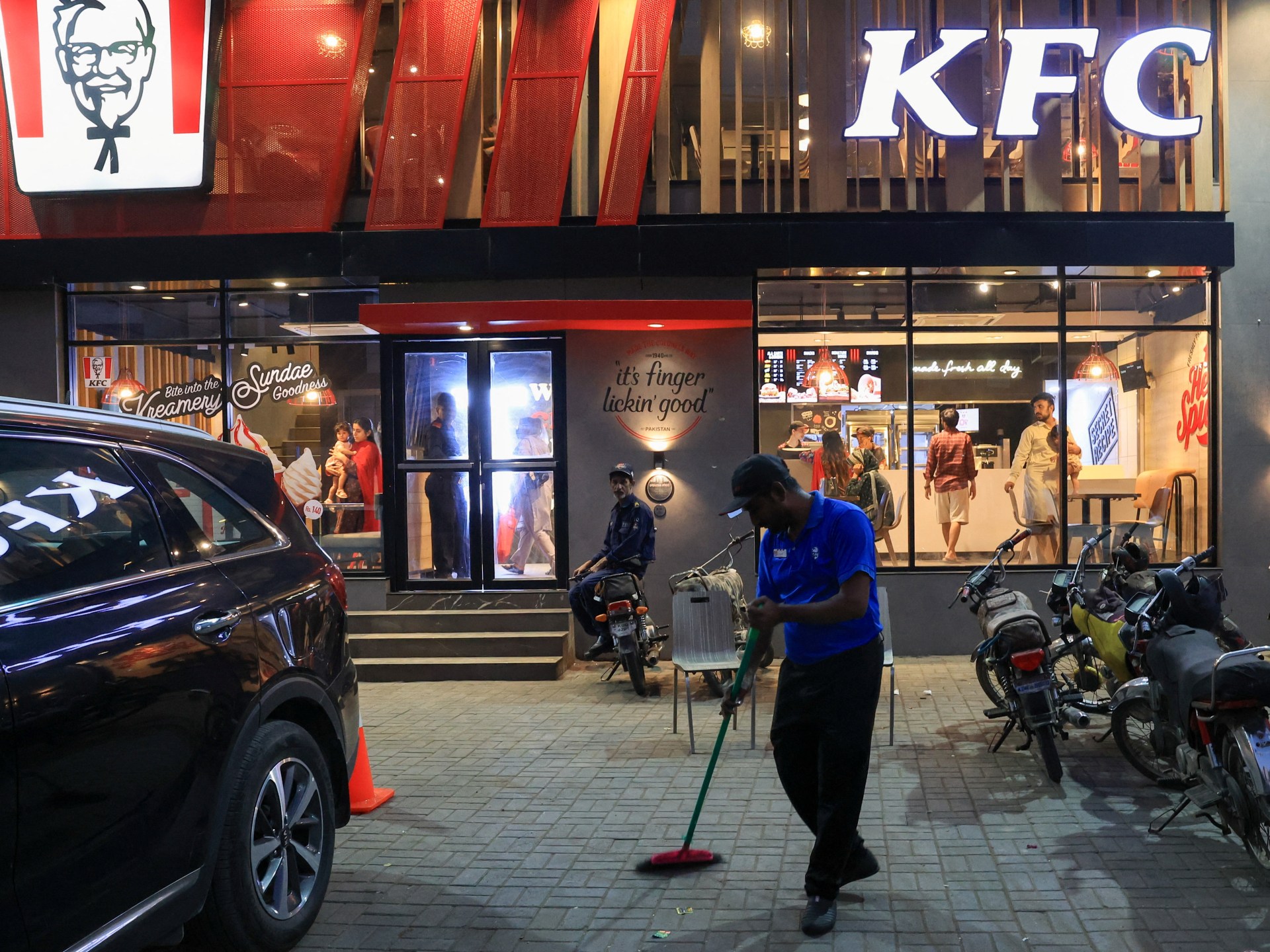 Over 170 arrested for attacks on Pakistan KFC outlets in Gaza war protests