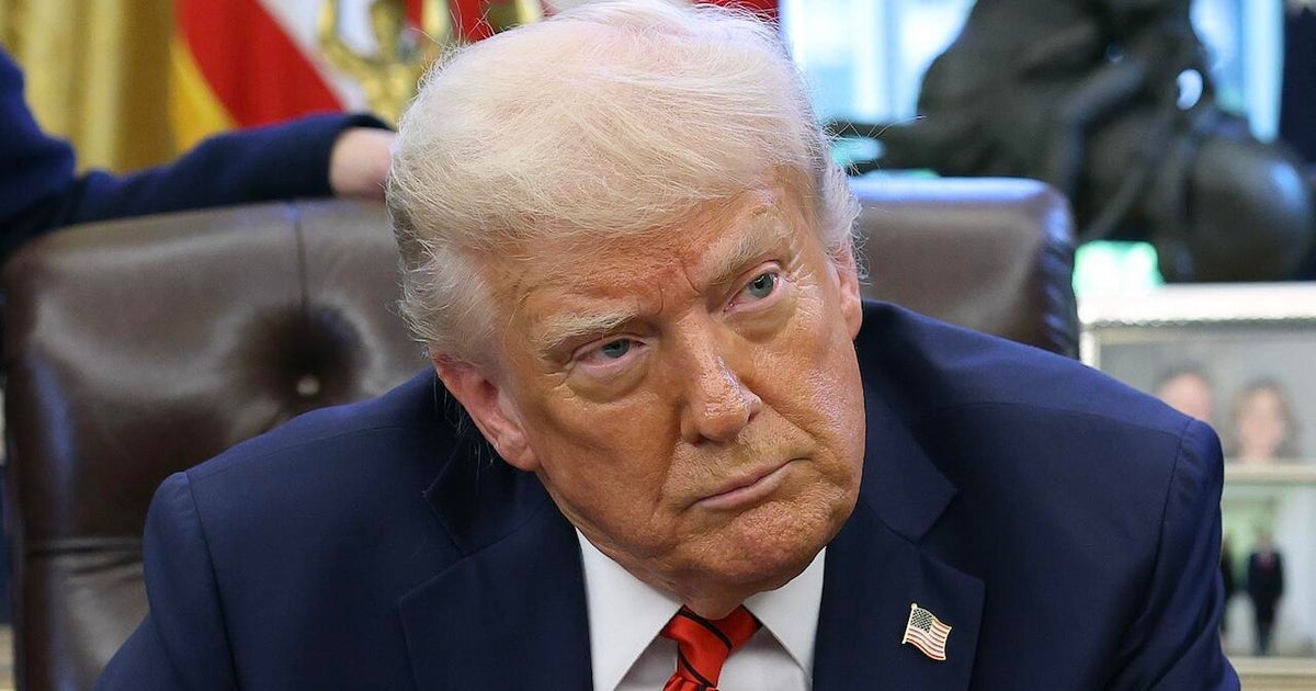Supreme Court blocks Trump from deporting alleged gang members, migrants from Texas facility