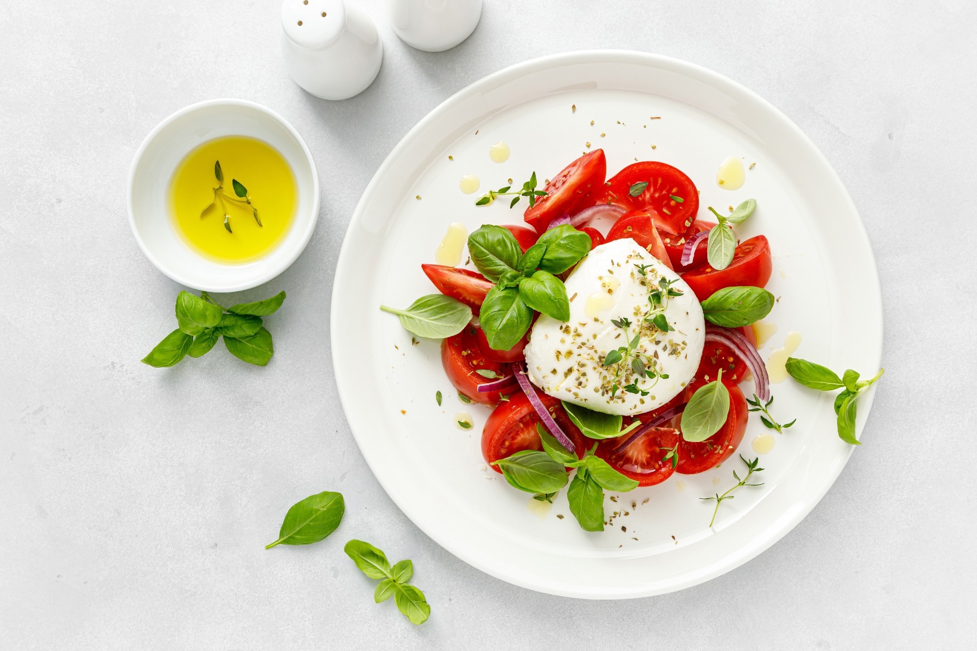 Mediterranean diet lowers breast cancer risk by 13%, postmenopausal women benefit most