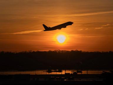 Worries about flying seem to be taking off. Here’s how to cope with in-flight anxiety