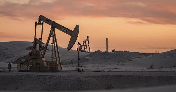 Trump admin fast-tracks fossil fuel projects, angering environmentalists