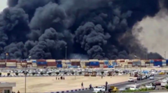 Huge blast at key Iranian port kills 25 and injures 800