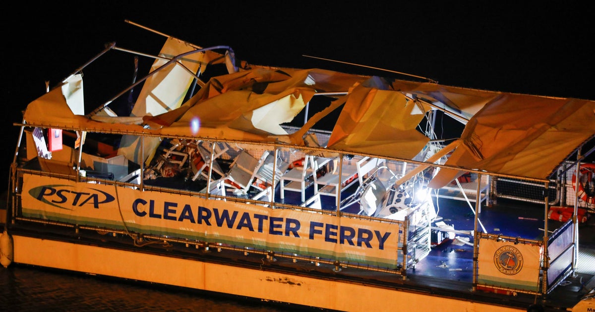 Florida ferry crash kills 1, injures several others