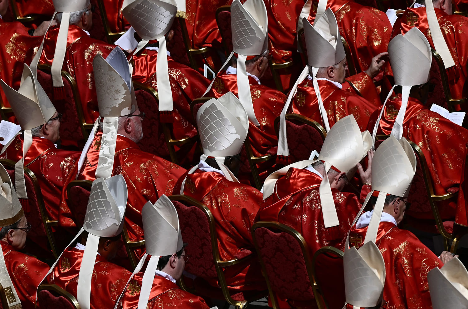 Papal conclave to elect Pope Francis’ successor to begin on May 7