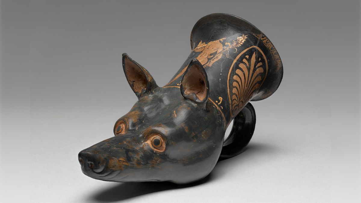 Apulian rhyton: A 2,300-year-old Spartan-hound-shaped cup that was likely used at boozy bashes