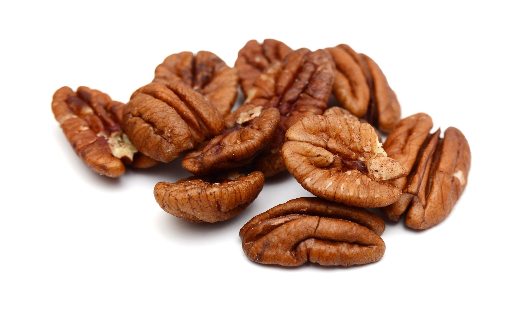 Pecans lower cholesterol and improve diet quality in at-risk adults, study finds
