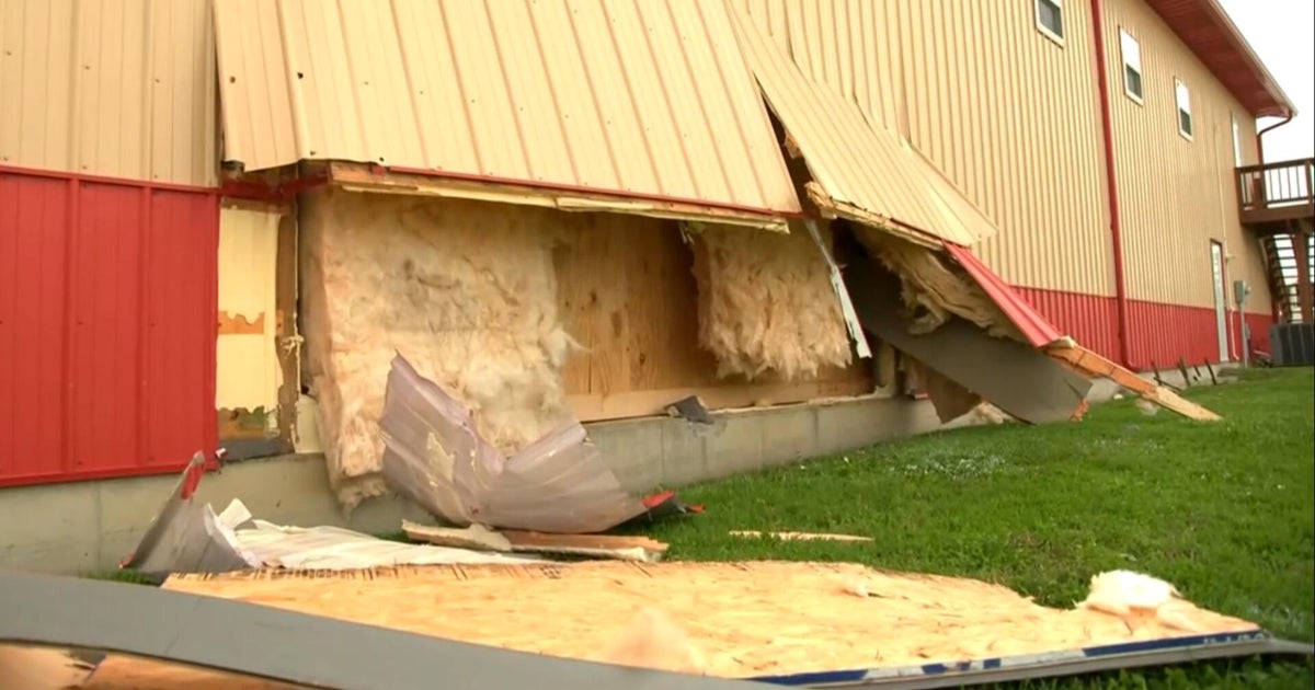 Illinois community mourning after car crashes into after-school camp, killing 4