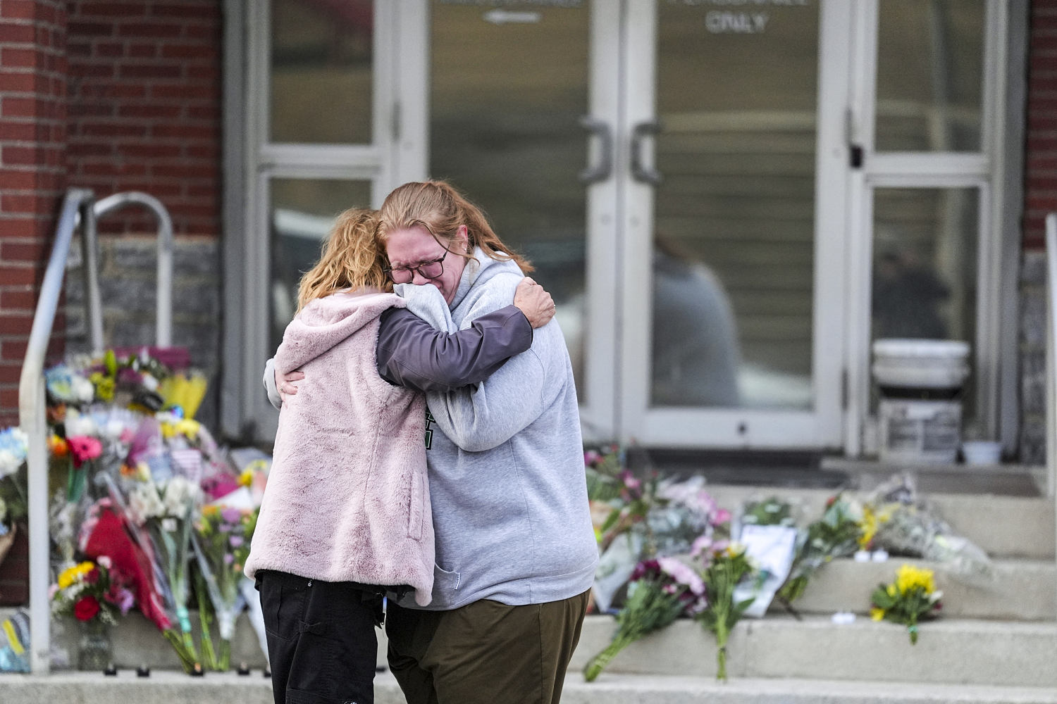Officer killed in gunman’s Pennsylvania hospital siege was hit by friendly fire, prosecutor says