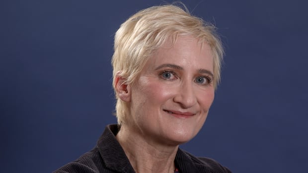 Singer-songwriter Jill Sobule, who had a hit with I Kissed a Girl, dead after house fire