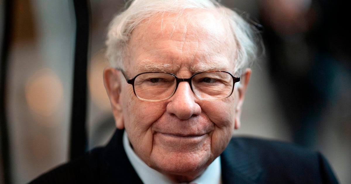 Warren Buffett says he’ll step down as Berkshire Hathaway CEO
