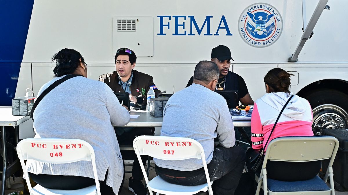 10 rumors we’ve investigated about FEMA