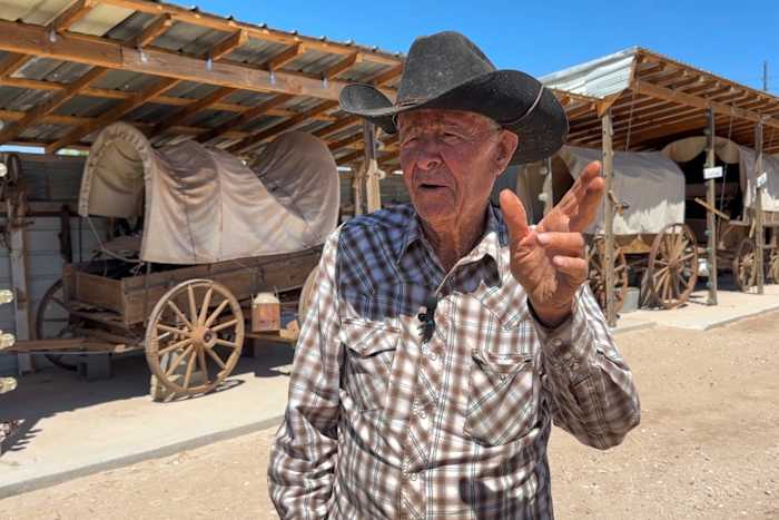 arizona-communities-bank-on-trump’s-push-for-coal-to-ensure-they’re-not-forgotten