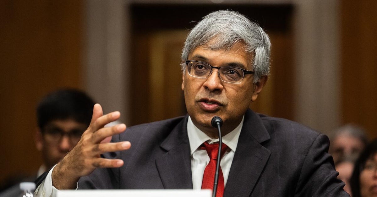 NIH lays off hundreds more staff, including at cancer research institute