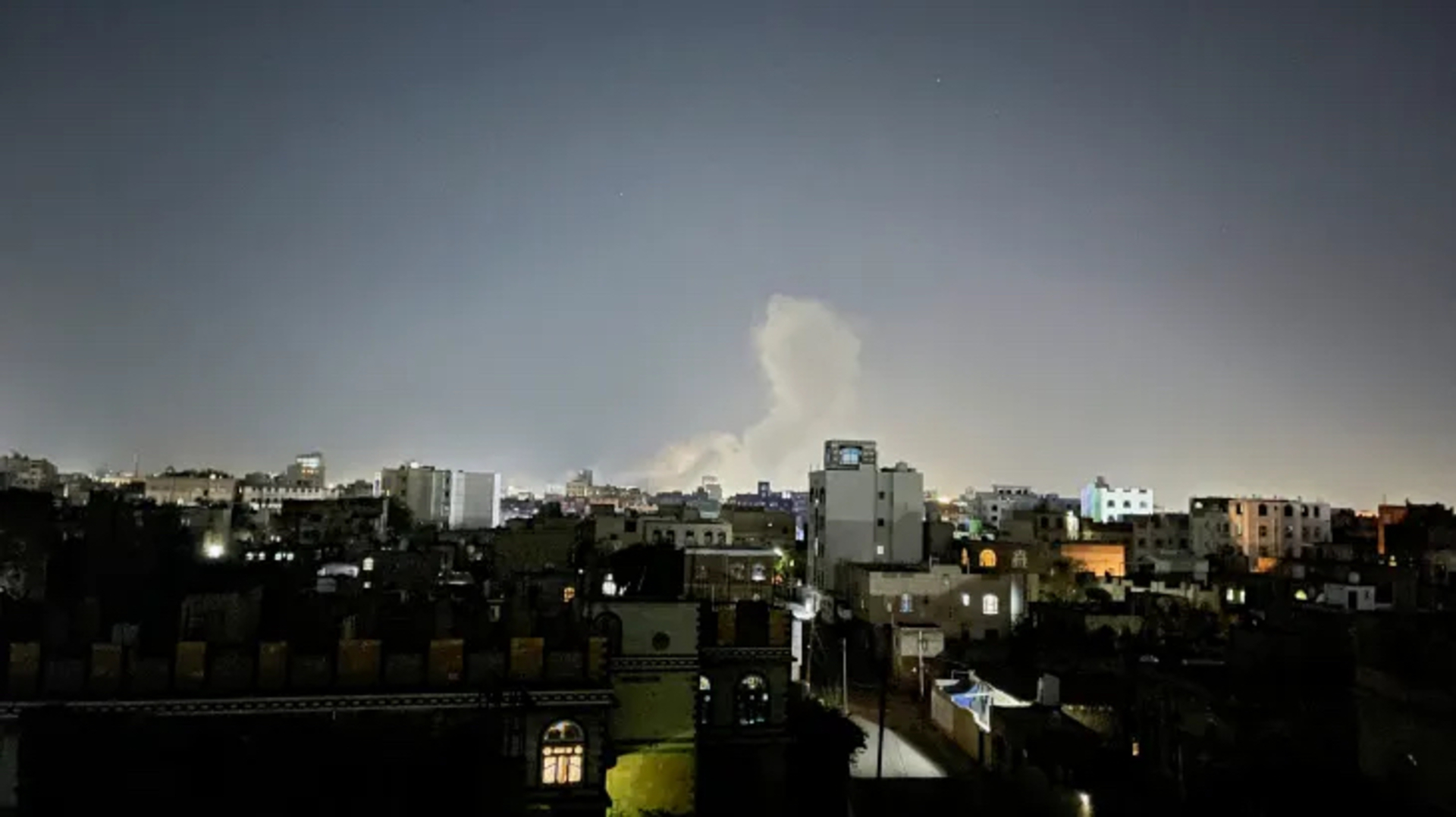 Israeli airstrikes rock Yemen after Tel Aviv airport attack
