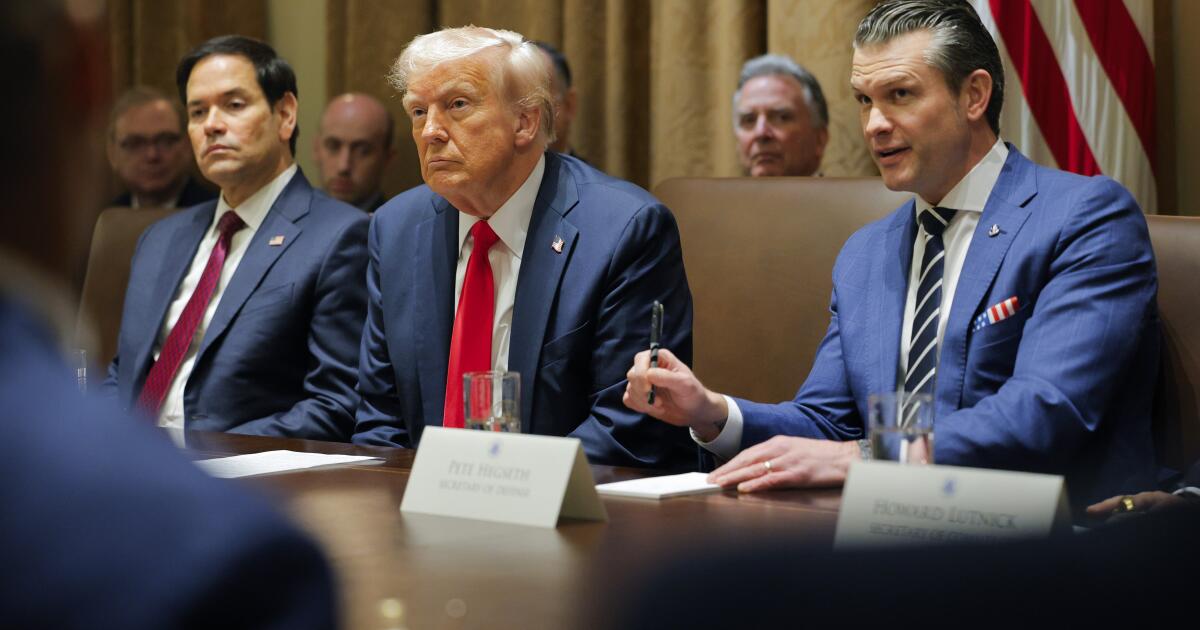Supreme Court allows Trump’s ban on transgender troops