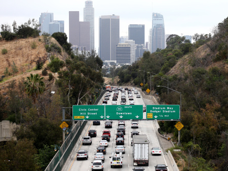 white-house-is-preparing-to-give-back-california’s-smog-busting-powers