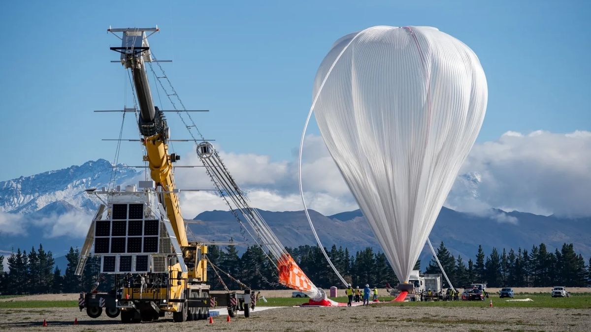 NASA just sent a giant balloon around the world in 16 days. Here’s why.