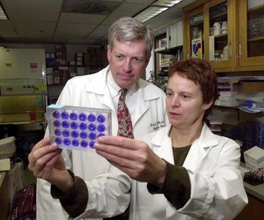 FDA says it will be ‘aggressive’ in adopting artificial intelligence in its labs
