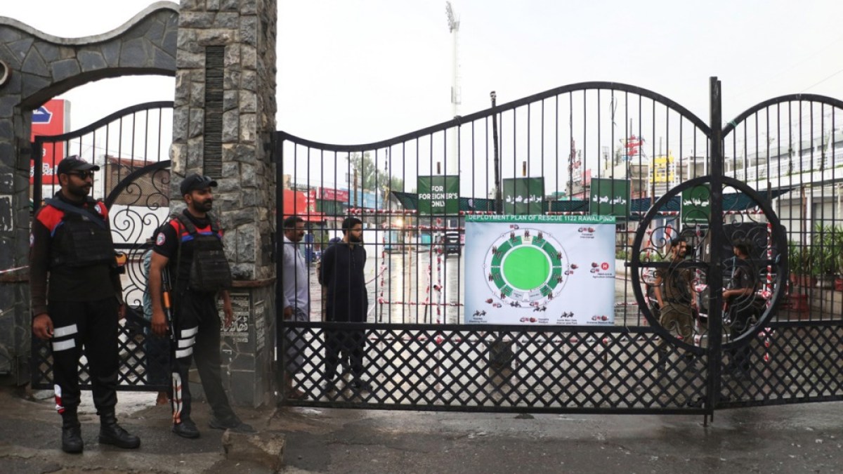 Pakistan postpones PSL T20 cricket amid clashes with India