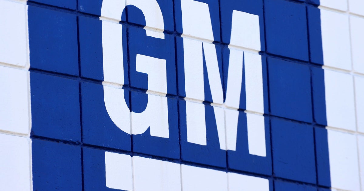 GM recalls nearly 600,000 trucks, SUVs over risk of engine failure