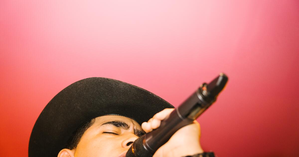 Why Mexico is banning drug war ballads