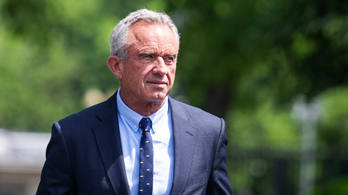 Yes, RFK Jr. took grandkids swimming in sewage-contaminated creek on Mother’s Day 2025