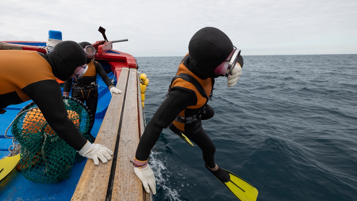 The all-female free divers of Jeju Island have a ‘superpower’ in their genes