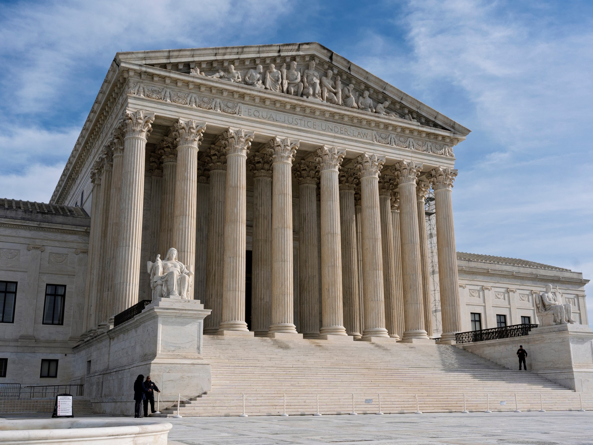 US Supreme Court blocks the Trump administration’s use of Alien Enemies Act