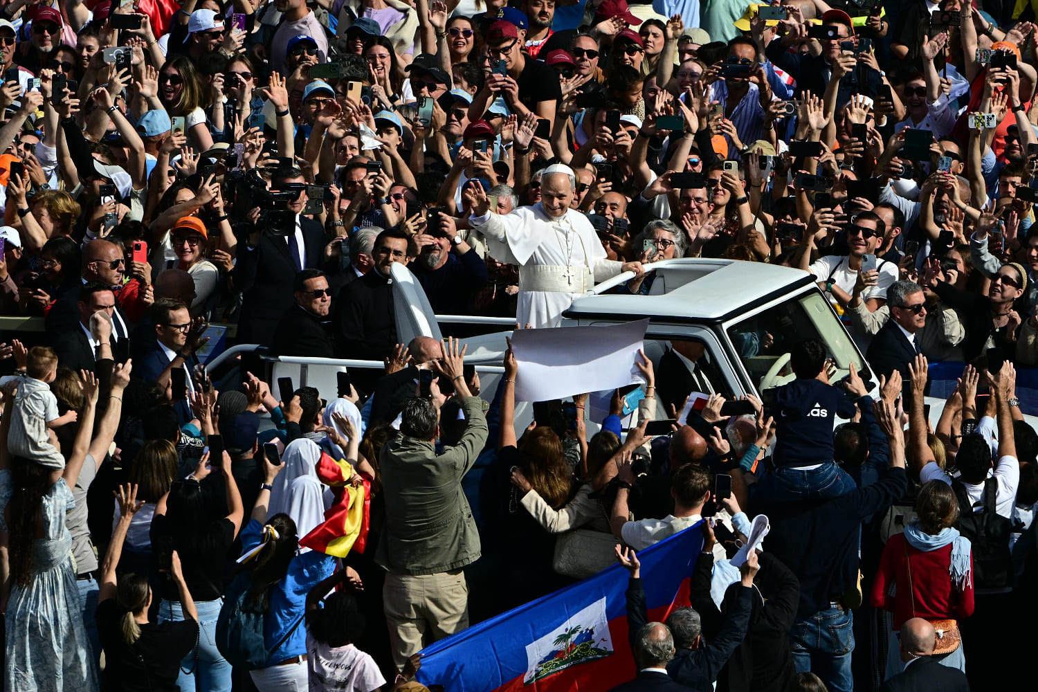 Pope Leo XIV’s inaugural mass attended by JD Vance, Rubio