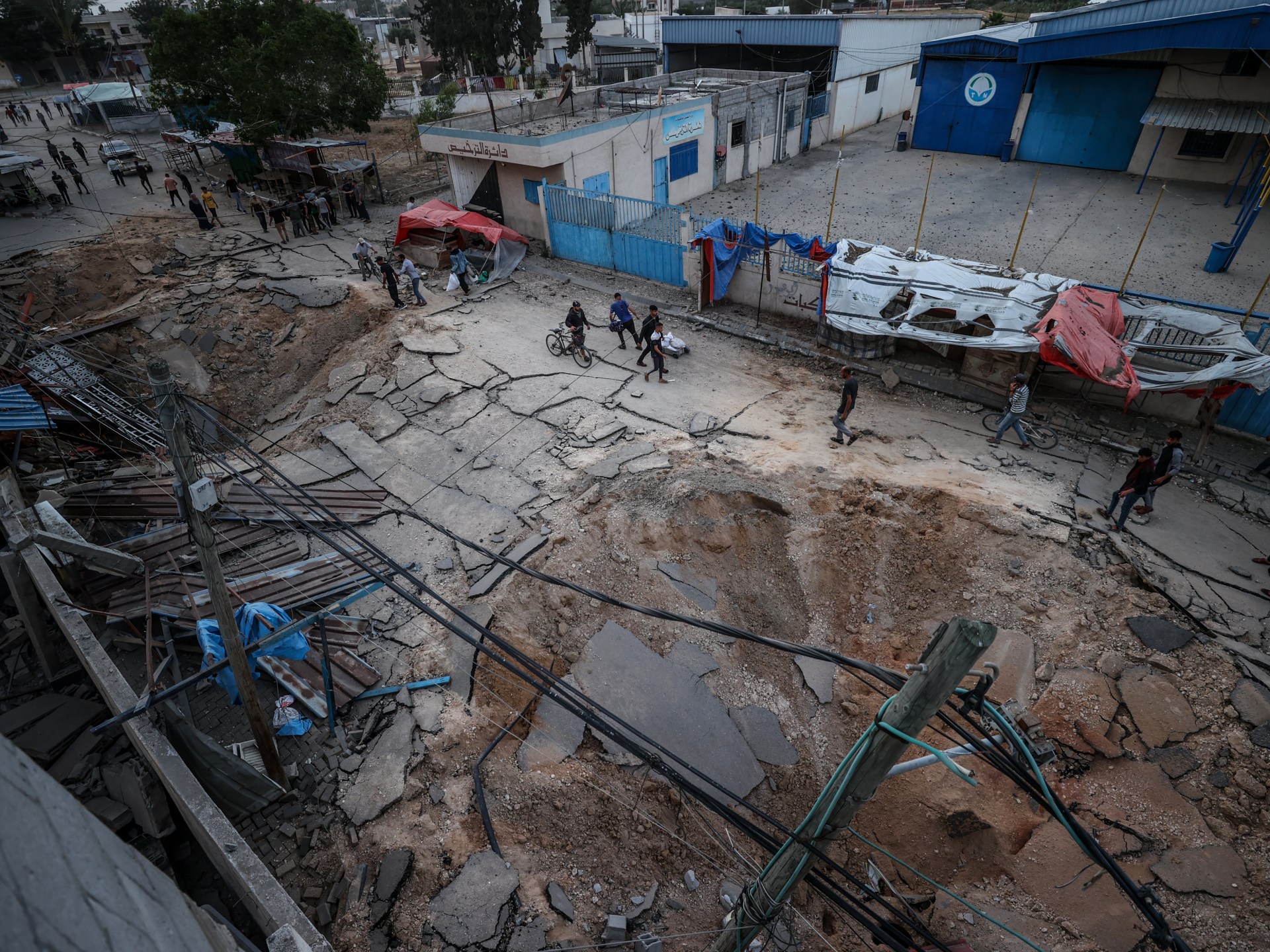 Israeli strikes batter Gaza hospitals as brutal siege, bombing intensify