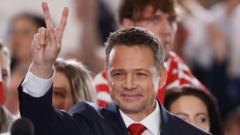Warsaw’s liberal mayor narrowly wins Polish presidential vote