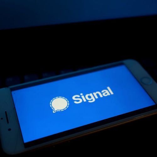 “Microsoft has simply given us no other option,” Signal says as it blocks Windows Recall