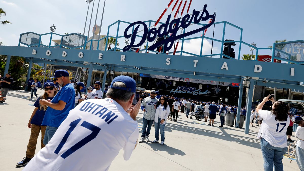 Did LA Dodgers reject ad for Musk’s Tesla electric vehicles at Dodger Stadium?