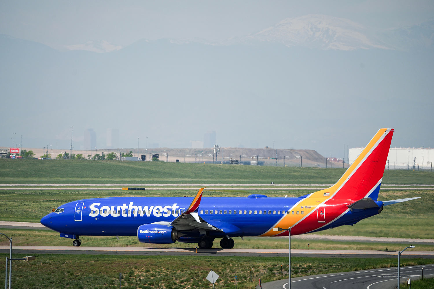 Southwest Airlines plane struck by lightning amid Memorial Day weekend storms