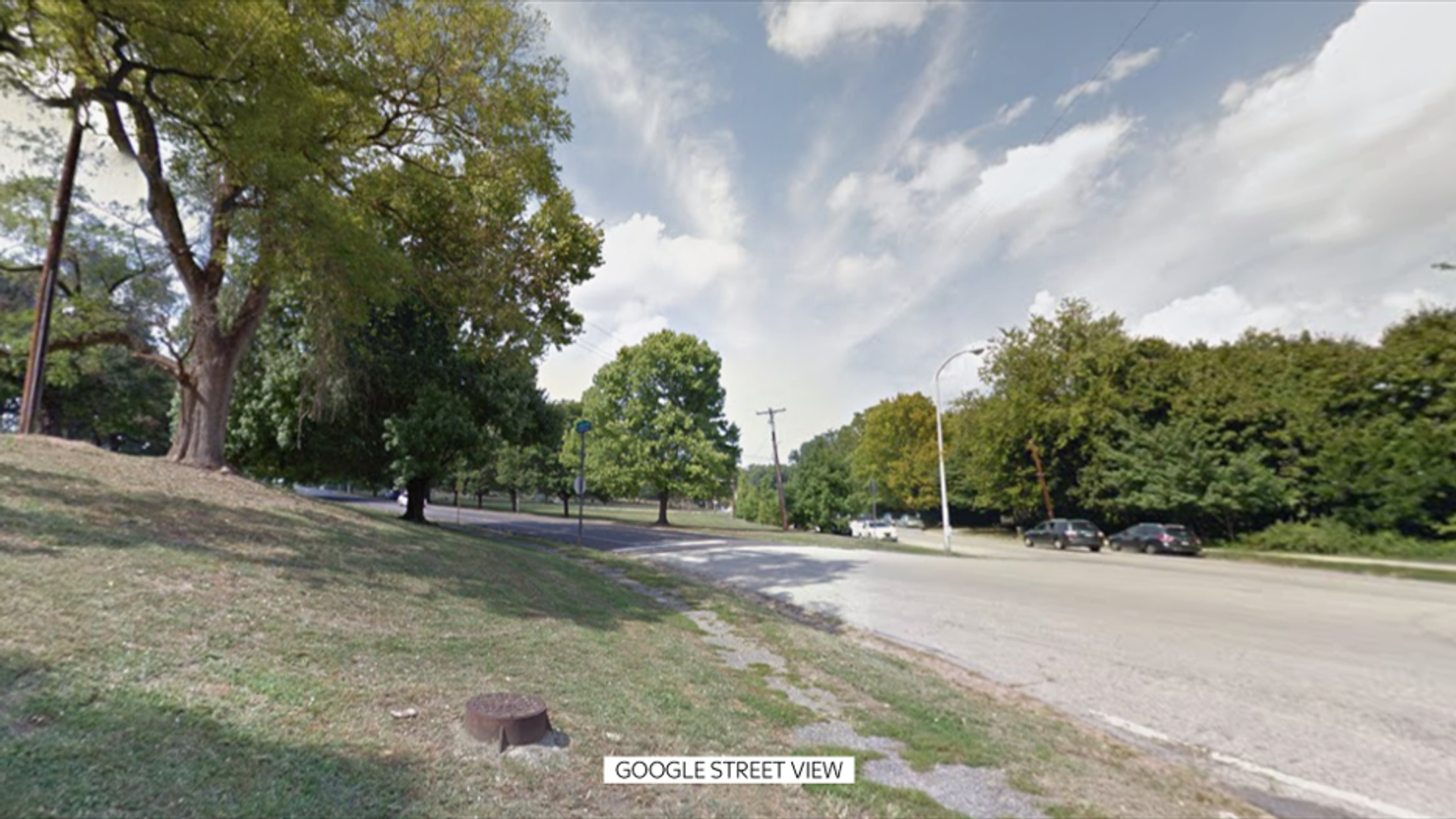 Manhunt after two people shot dead in park