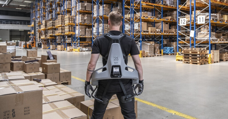 New exoskeleton for humans comes with AI brain — and muscle memory