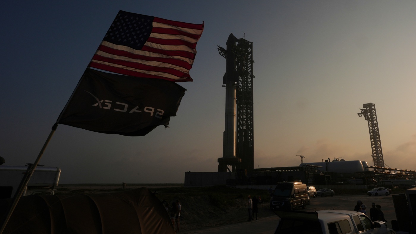 Elon Musk’s Starship rocket loses control on its 9th launch