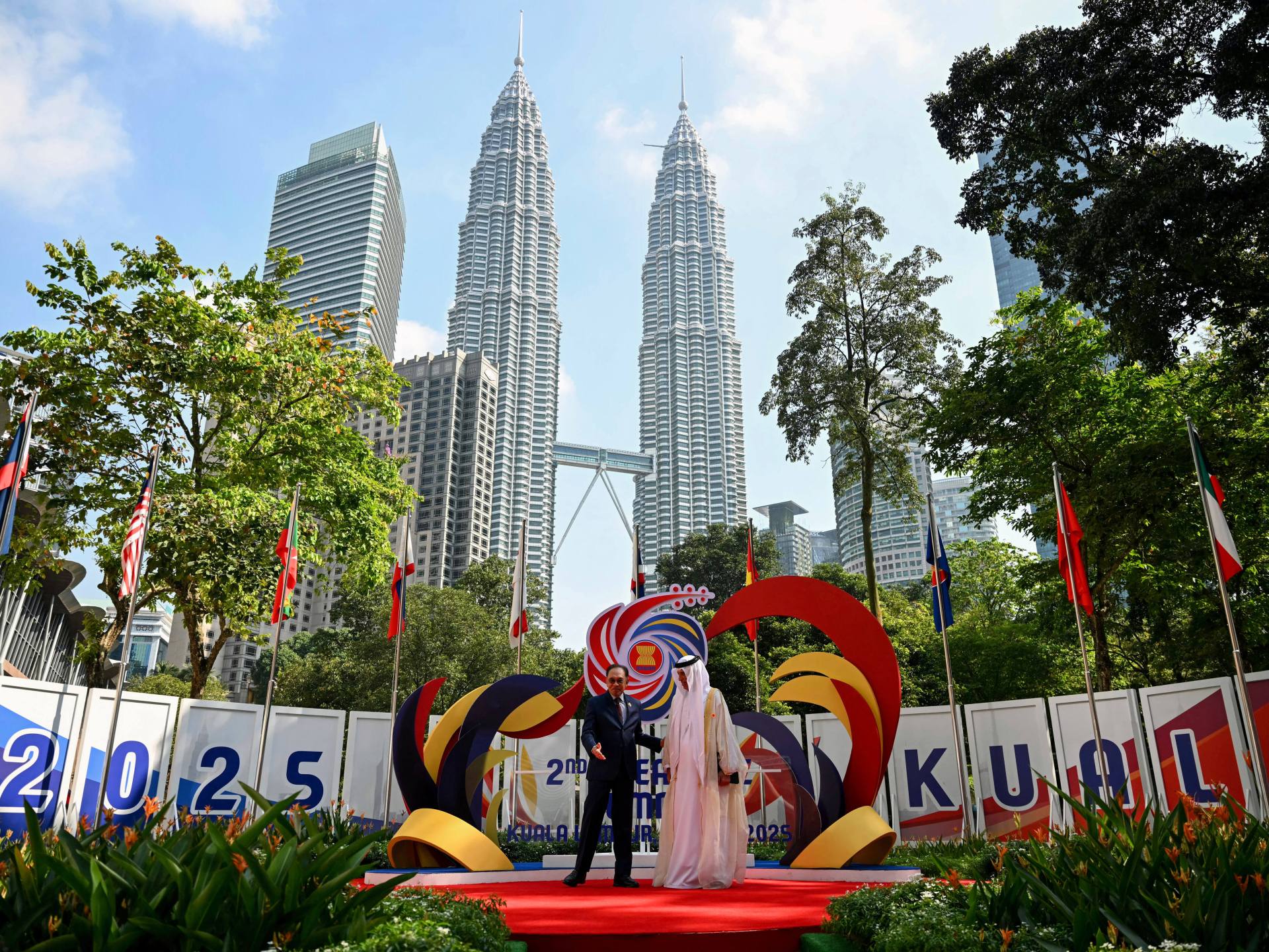 Gulf states, China take centre stage at summit of Southeast Asian nations