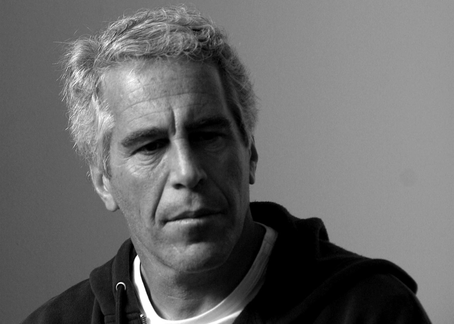 FBI leaders say jail video shows Jeffrey Epstein died by suicide