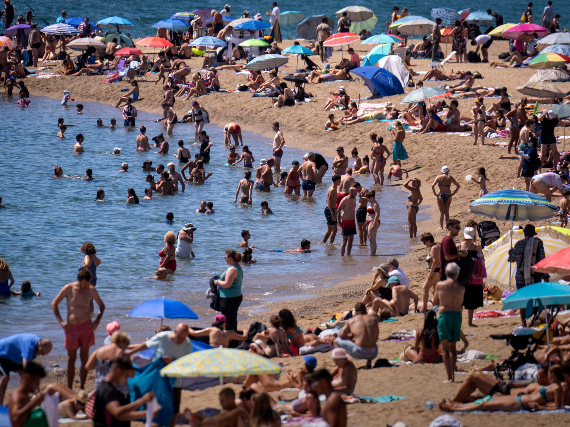 Climate change adds extra month of extreme heat for 4bn people: Report