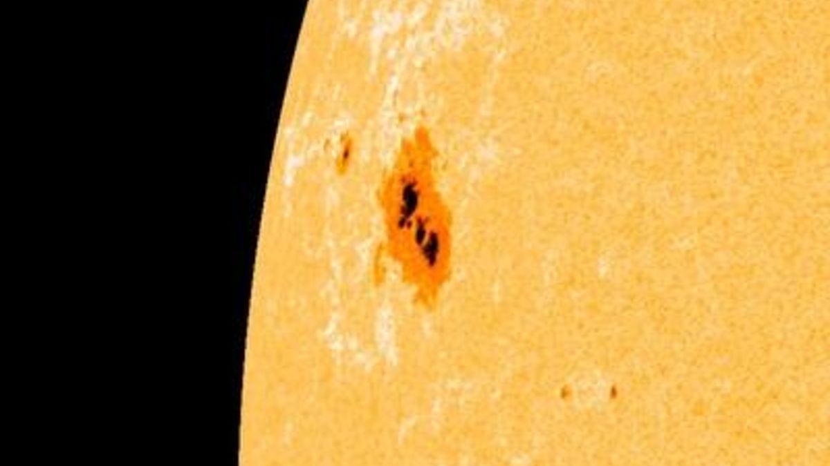 Giant ‘senior citizen’ sunspot on 3rd trip around the sun could break a century-old record