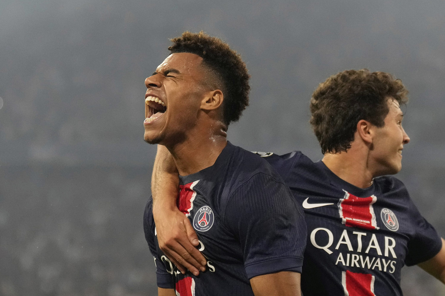 Paris Saint-Germain wins the Champions League for the first time in a 5-0 rout