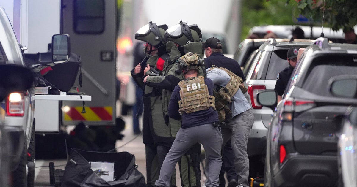 Attack at Boulder’s Pearl Street Mall injures six people