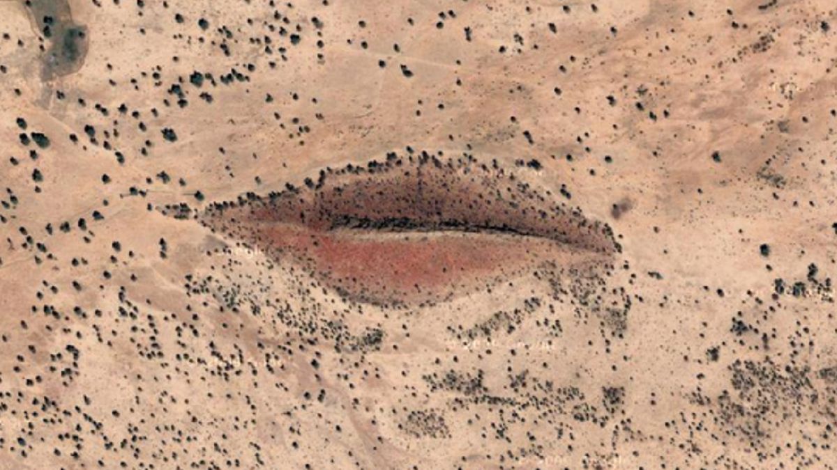 The mysterious hill in Sudan that looks like ‘landlocked lips’ — Earth from space