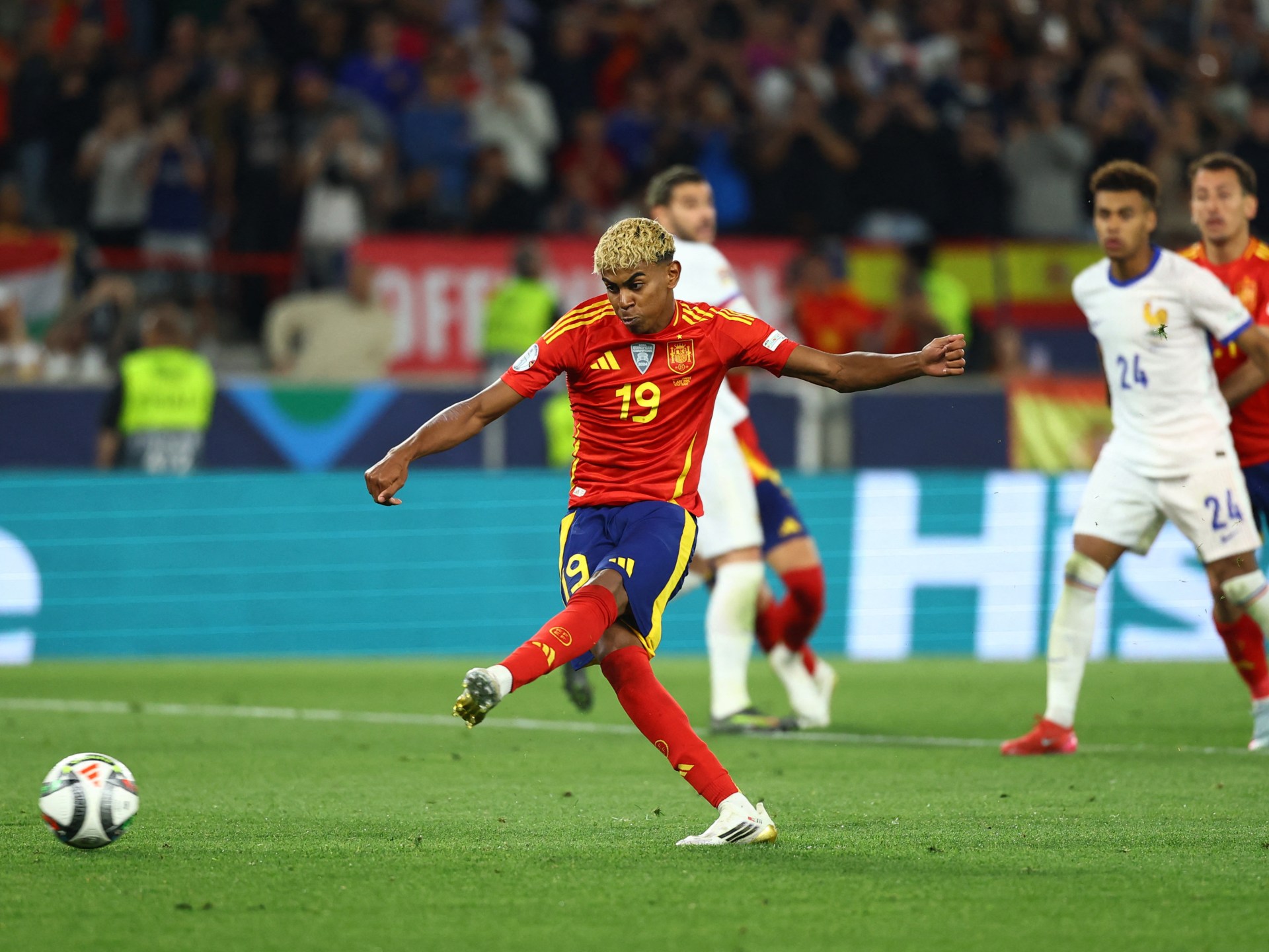 Spain beat France 5-4 in thriller to reach Nations League final
