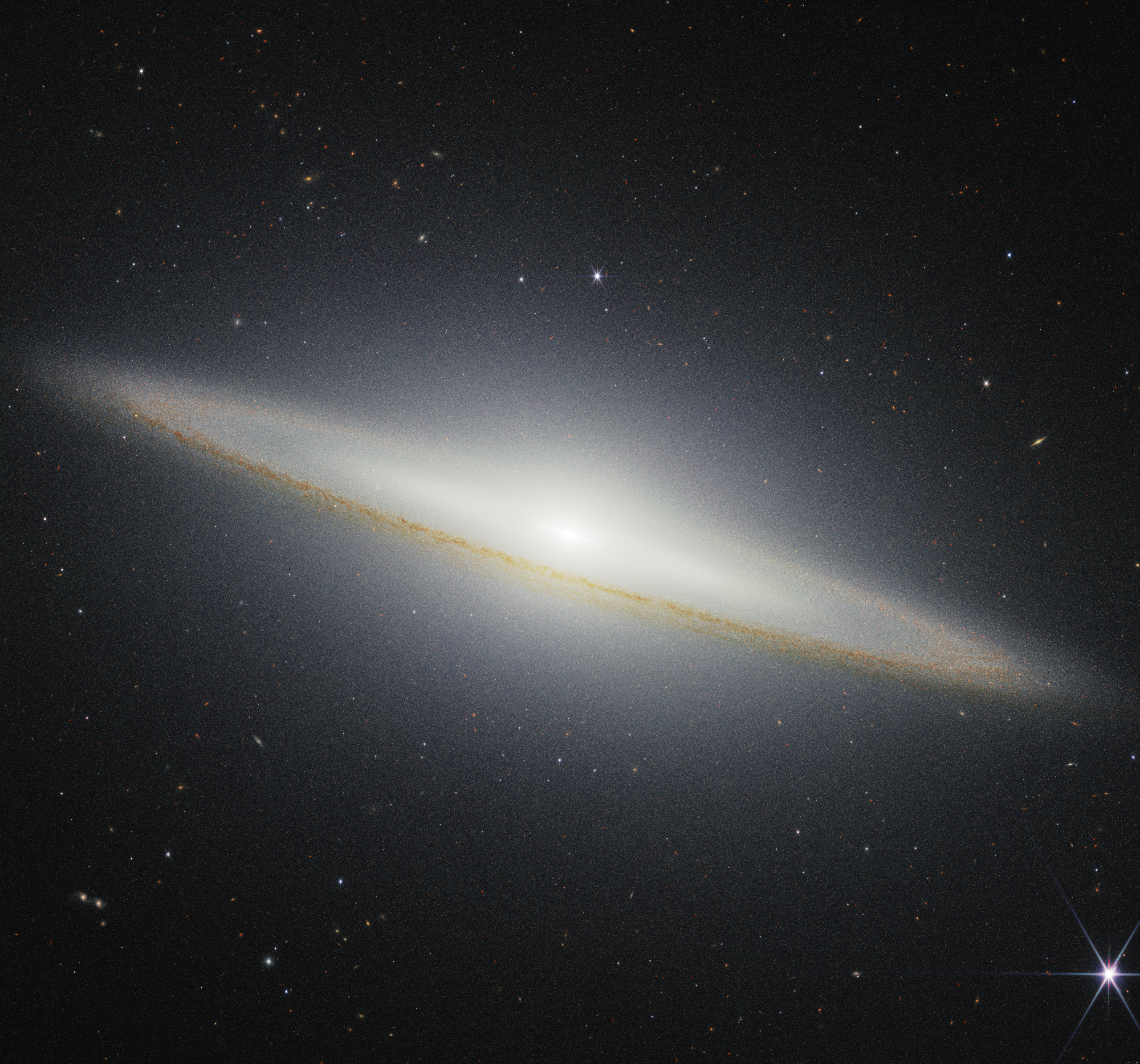 Webb Sees Sombrero Galaxy in Near-Infrared