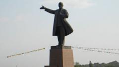 Central Asia’s tallest Lenin statue taken down